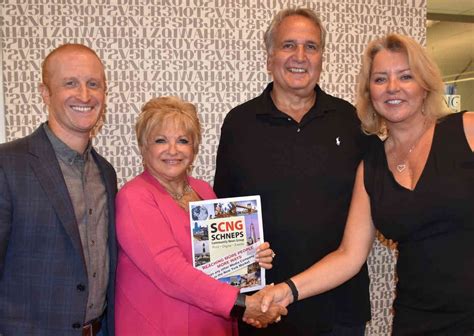 Schneps Communications acquires Community News .